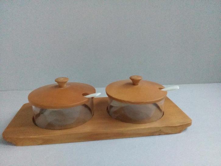 Vintage Tafelsetje. Hout/glas. Expertic GDR., Huis en Inrichting, Keuken | Servies, Zo goed als nieuw, Overige typen, Overige stijlen