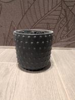 Grijze bloempot stip hema, Ophalen, Rond, Aardewerk, Minder dan 40 cm