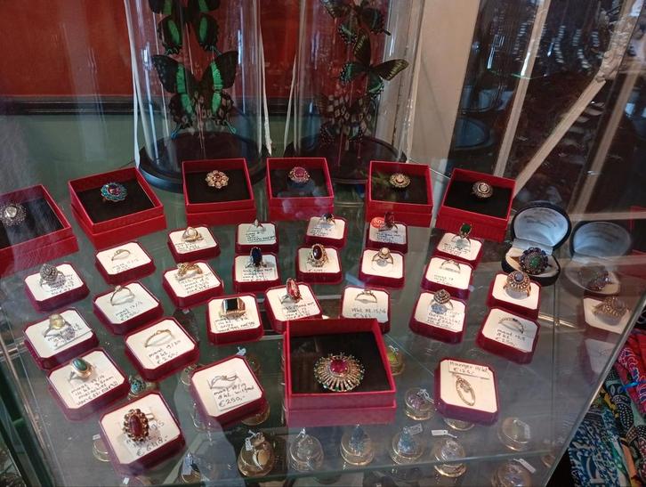 Ringen met edelstenen echt goud en zilver, Sieraden, Tassen en Uiterlijk, Ringen, Zo goed als nieuw, Dame, 17 tot 18, Goud, Goud