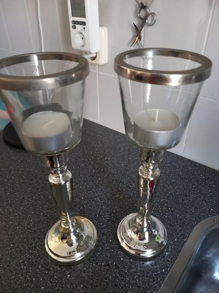 Rivièra Maison windlichten op voet – set van 2, Ophalen of Verzenden, Zo goed als nieuw, Overige typen