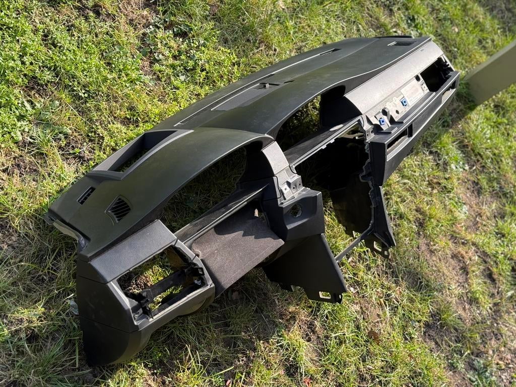 Origineel BMW E60 M5 dashboard met HUD & bekerhouders, Auto-onderdelen, Ophalen, Gebruikt, BMW