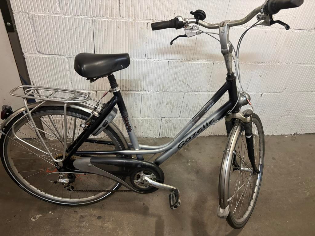 Damesfiets gazelle, Ophalen, Zo goed als nieuw, Gazelle, Versnellingen