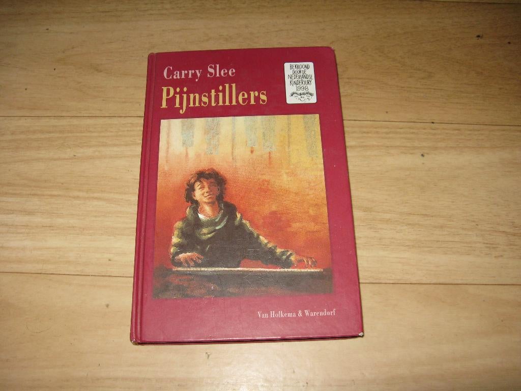 Carry Slee - Pijnstillers, Ophalen of Verzenden, Gelezen