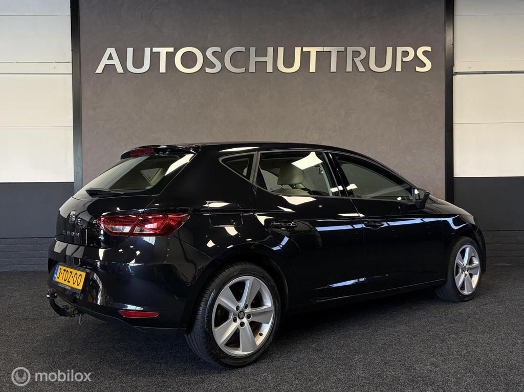 Seat Leon 1.4 TSI Style LEDER / STOELVERW / NAVI / CLIMA / C, Auto's, Voorwielaandrijving, Euro 5, Gebruikt, Beige