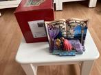 Disney traditions storybook doornroosje met doos, Ophalen of Verzenden, Zo goed als nieuw, Beeldje of Figuurtje