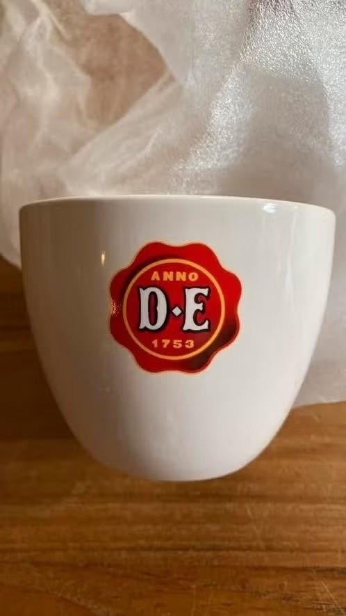 Douwe Egberts mok/ kom . Mosa Maastricht, Nieuw, Ophalen of Verzenden, Overige stijlen, Kop(pen) en/of Schotel(s)