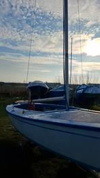 Kleine zeilboot met trailer type Schakel, Watersport en Boten, Gebruikt, Overige brandstoffen, Ophalen of Verzenden, Tourjacht of Cruiser