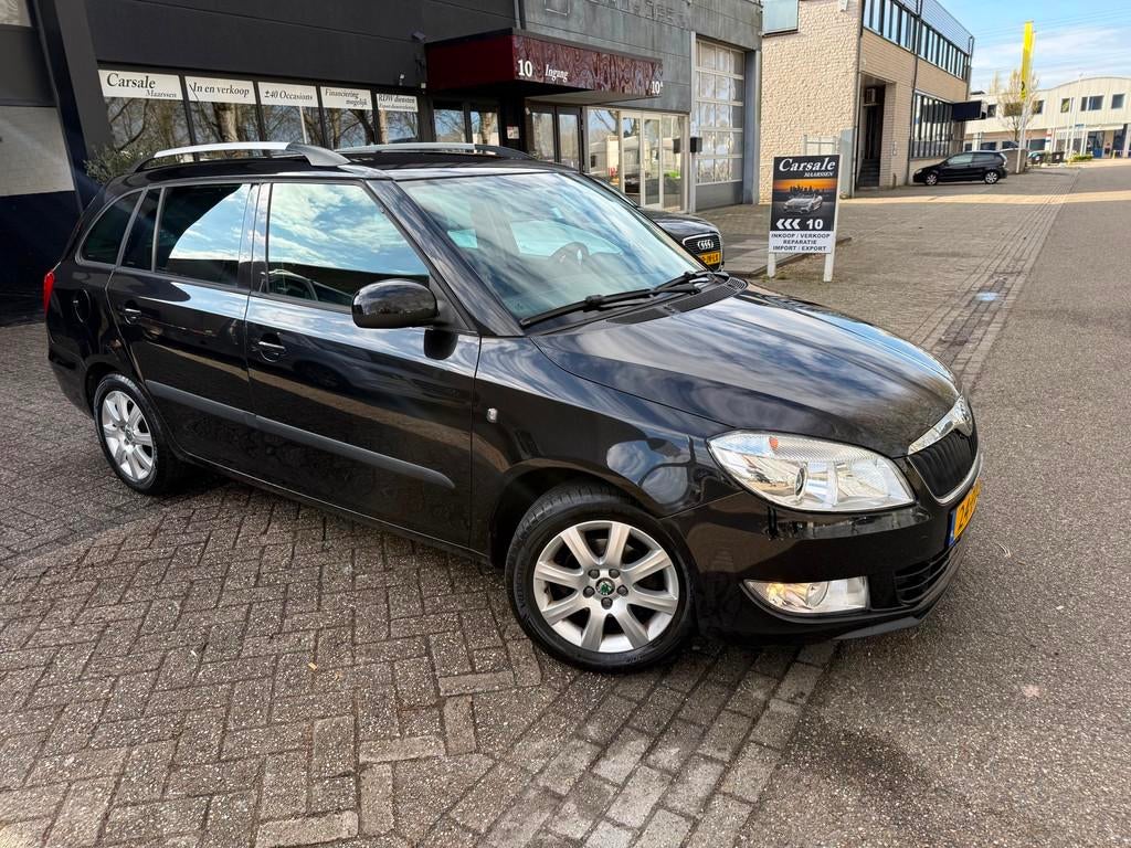 Skoda Fabia Combi 1.2 TSI Ambition trekhaak, Voorwielaandrijving, Euro 5, 4 cilinders, 1036 kg