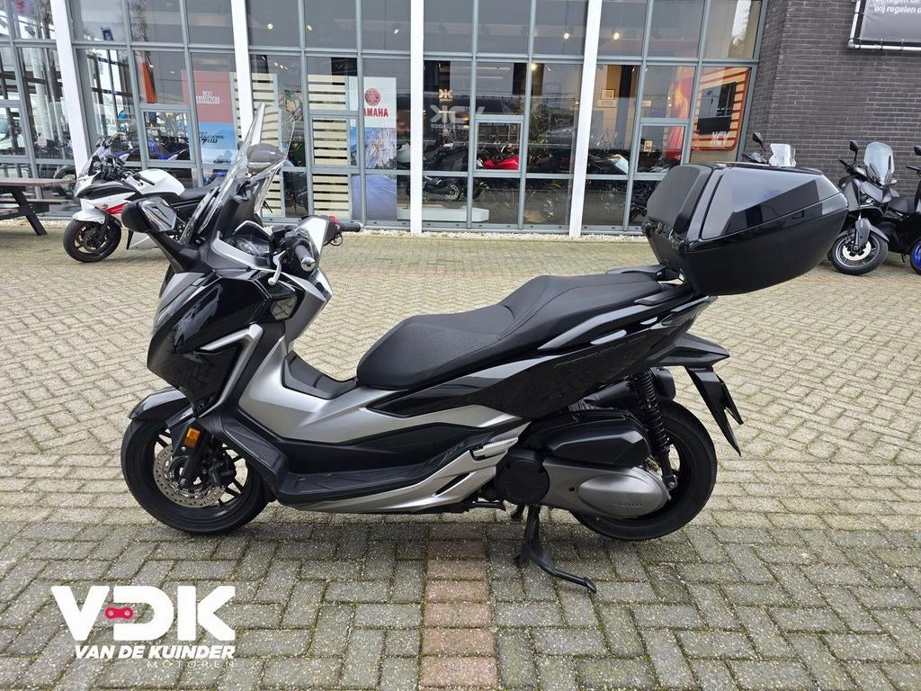 HONDA NSS 300 FORZA C-ABS (bj 2020), Motoren, Motoren | Honda, Scooter, Bedrijf, Onbekend, Onbekend
