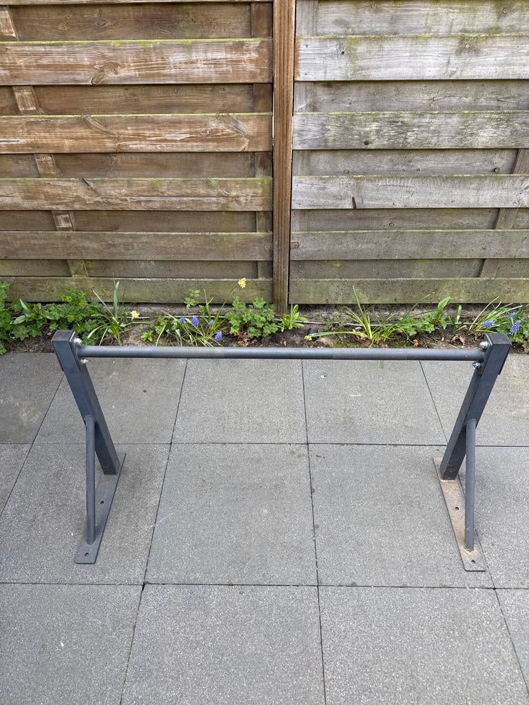 Oprekstang / Pull-up bar voor buiten of binnen, Sport en Fitness, Fitnessmaterialen, Gebruikt, Oprekstang, Armen, Ophalen