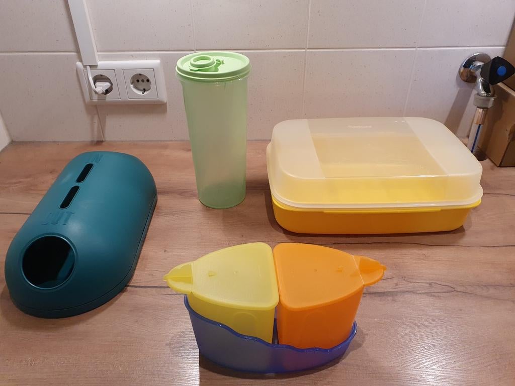 Tupperware houder draagtassen, beker, variadoos gr, roomstel, Huis en Inrichting, Keuken | Tupperware, Ophalen of Verzenden, Zo goed als nieuw