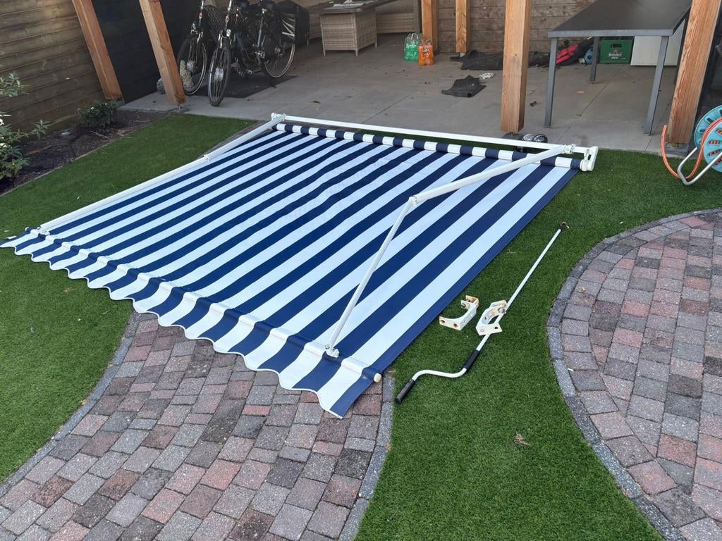 Nieuw Zonnescherm 3m breed, 2m uitval, Nieuw, Ophalen of Verzenden, 150 tot 300 cm, 250 cm tot 450 cm
