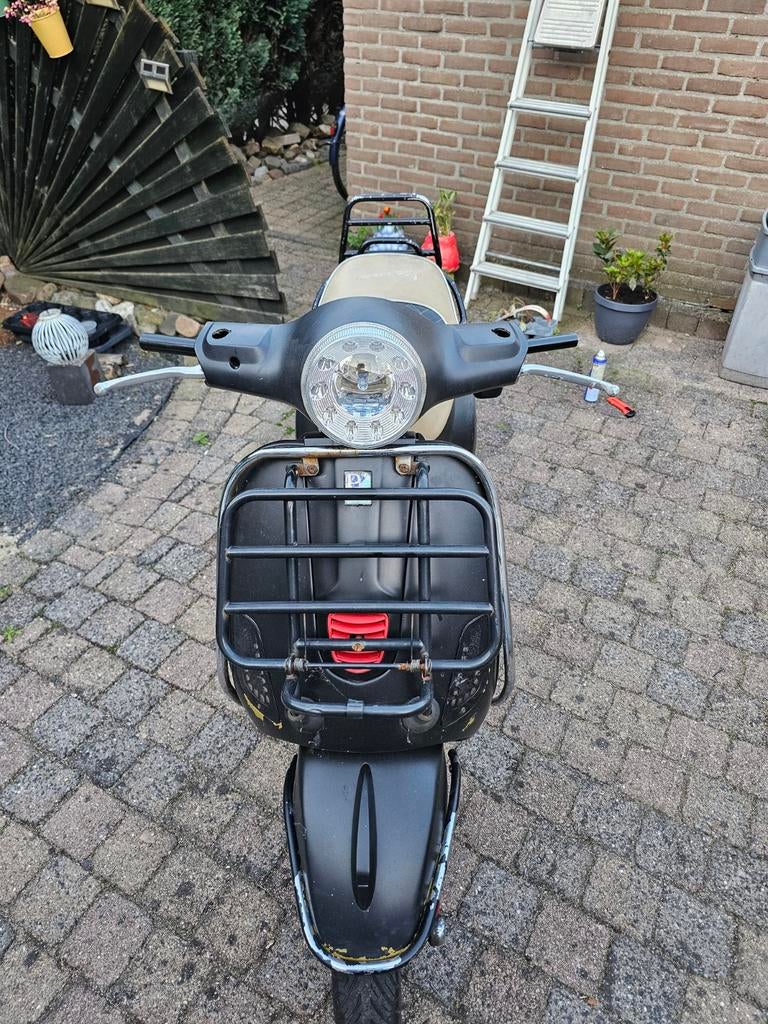 Vespa S50 4T 80cc 2012, Fietsen en Brommers, Ophalen, Gebruikt, Overige modellen, Maximaal 45 km/u