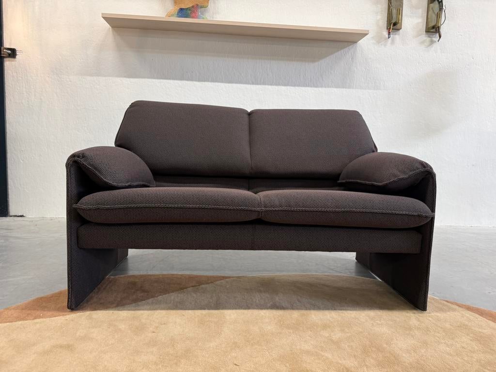Nieuw Leolux Bora Beta Bank 2 zits Tiempo Bruin stof 147, Leolux, 75 tot 100 cm, Ophalen of Verzenden, Rechte bank