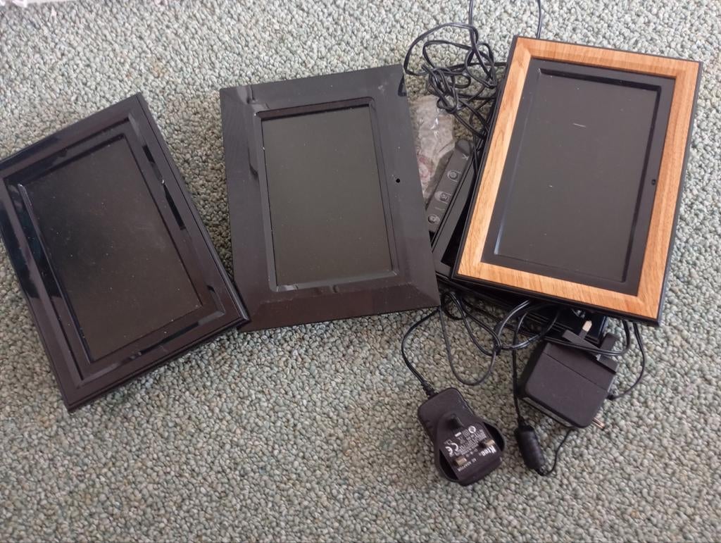 Digitale fotolijstjes - Set van 3, Audio, Tv en Foto, Fotografie | Digitale fotolijsten, Ophalen of Verzenden, Gebruikt, Minder dan 1 GB