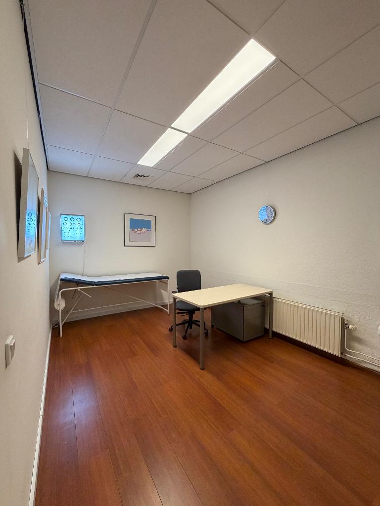 Praktijkruimte in medisch centrum – station Dordrecht, 15 m², Huur, Praktijkruimte