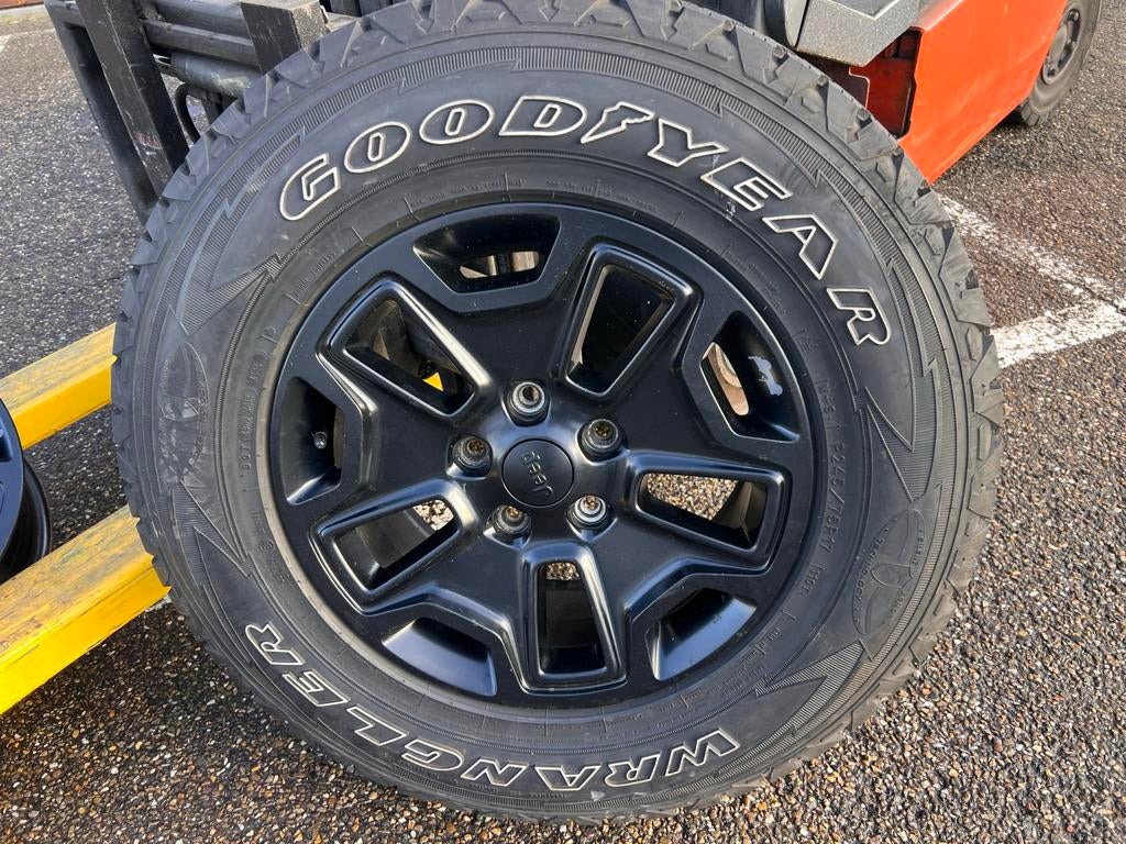5x Jeep Wrangler Velgen - Origineel, Gebruikt, Velg(en), Ophalen of Verzenden, All Season