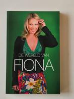 De Wereld van Fiona - Biografie, Ophalen of Verzenden, Zo goed als nieuw, Fiona Hering, Film, Tv en Media