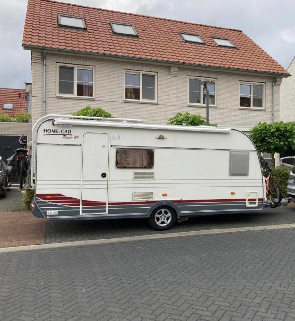 Home-Car 49 caravan met stapelbed, mover, luifel en voortent, Home-car, Treinzit, Particulier, 4 tot 5 meter