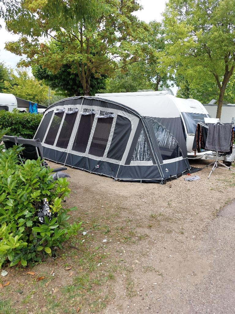 Caravanluifel met uitneembare voorwand van dorema, Ophalen, Zo goed als nieuw, Dorema