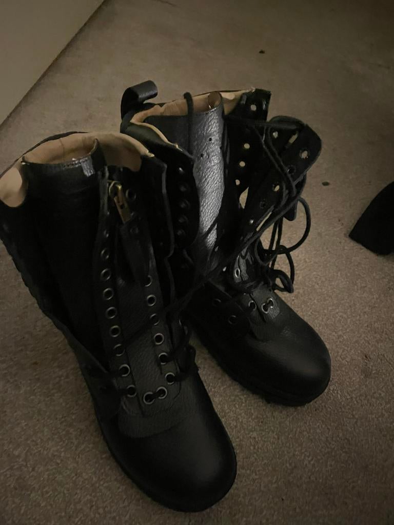 Defensie Laarzen Maat 43, Ophalen of Verzenden, Gedragen, Zwart, Boots