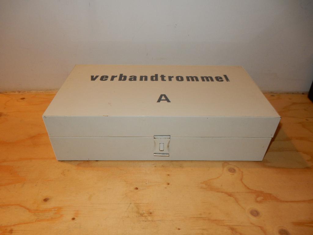 verbandtrommel A antiek, Ophalen of Verzenden