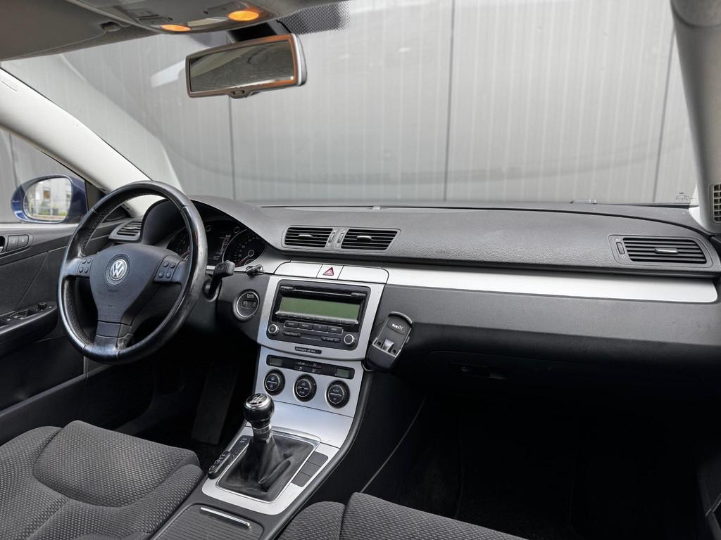 Volkswagen Passat 1.4 TSI Comfortline / 1ste eigenaar / Deal, Voorwielaandrijving, Zwart, 4 cilinders, Blauw