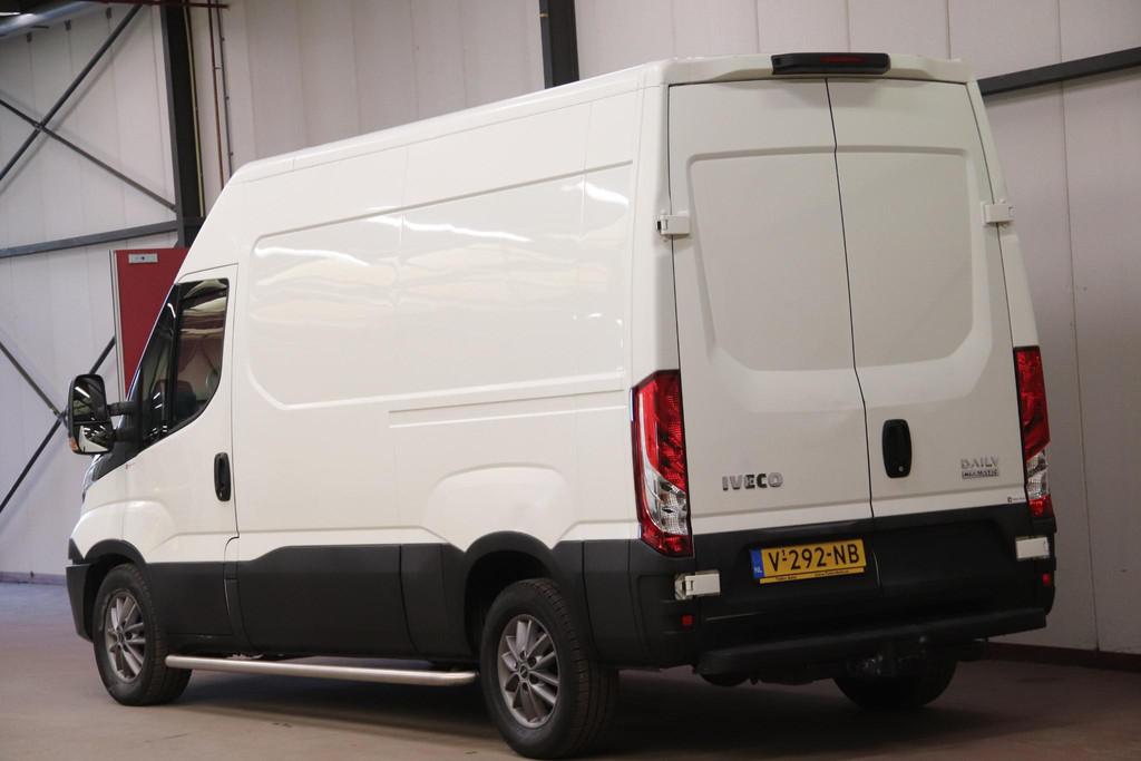 Iveco Daily 35S14V 2.3 L2H2 MET 3500 KG Trekvermogen, Automaat, Gebruikt, Euro 6, Wit