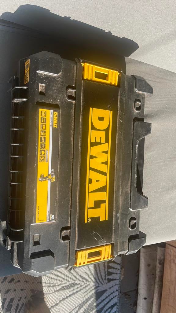 Lege kist de walt, Ophalen, Zo goed als nieuw