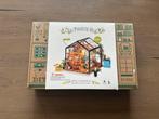 Rolife miniatuur huisje bouwen Cathy’s flower house, Ophalen of Verzenden, Zo goed als nieuw, Poppenhuis