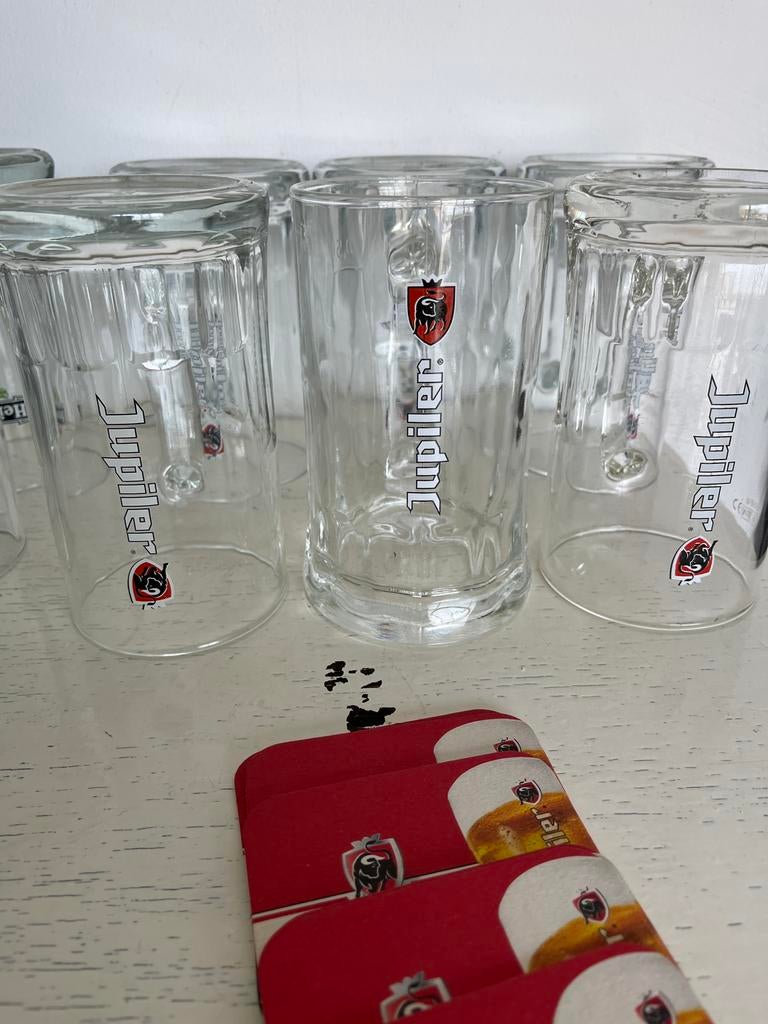 Bierpullen: Jupiler, Heineken en neutrale halve liters, Ophalen of Verzenden, Gebruikt