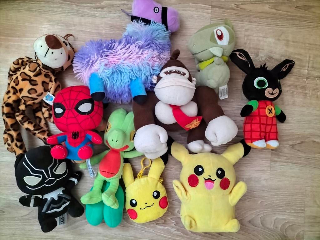 Pakket knuffels o.a Pokemon, Fortnite, spiderman, Ophalen of Verzenden, Gebruikt, Overige typen