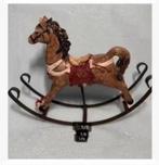 Brocante 2 x Hobbelpaard paard beeld Polyresin metaal, Ophalen of Verzenden