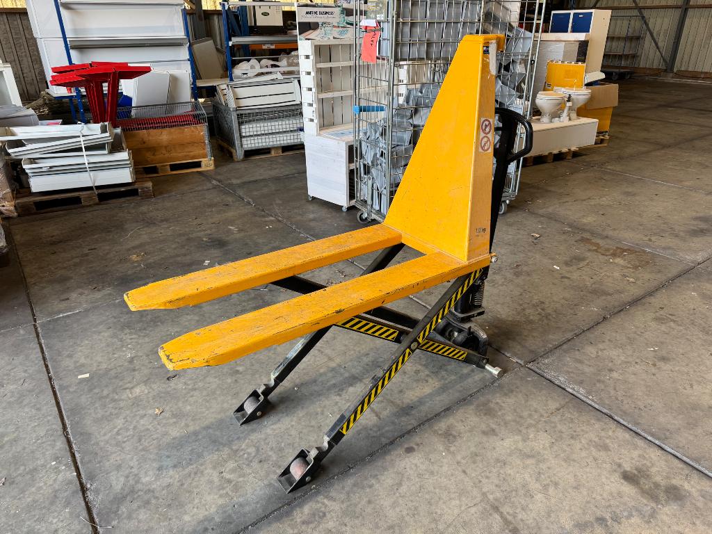 Hoogheffende Palletwagen in hoogte verstelbaar, 100 liter of meer, Ophalen, Gebruikt, Transportkar