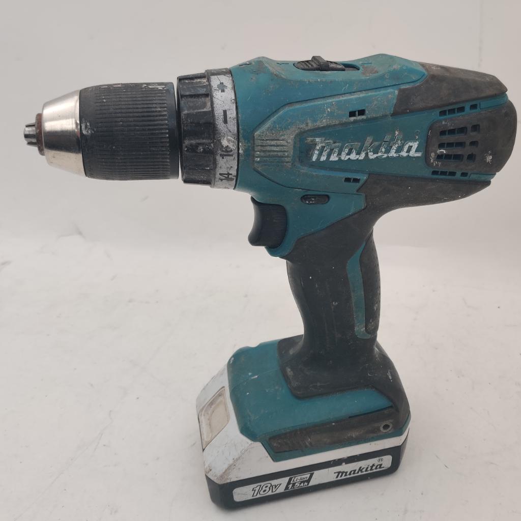 Makita DF457D met 18v/1.5aH accu(zonder lader) nu €79.99, Gebruikt, Makita, Makita, Elektromotor