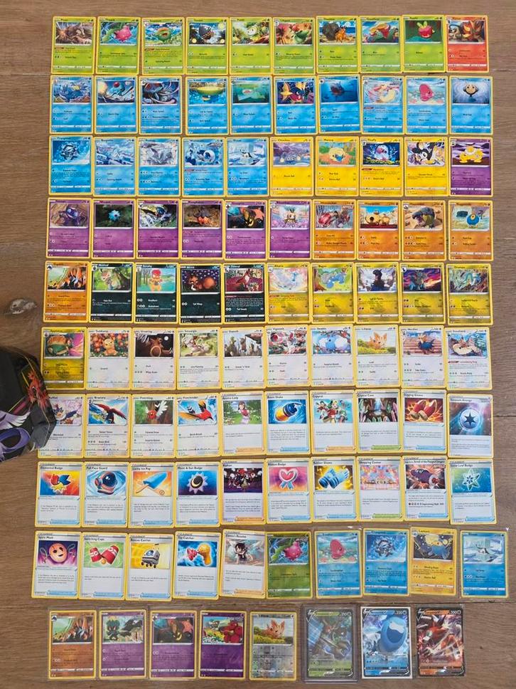 98 evolving skies pokemon kaarten inc lycanroc V en meer, Hobby en Vrije tijd, Stickers en Plaatjes, Meerdere plaatjes, Ophalen of Verzenden