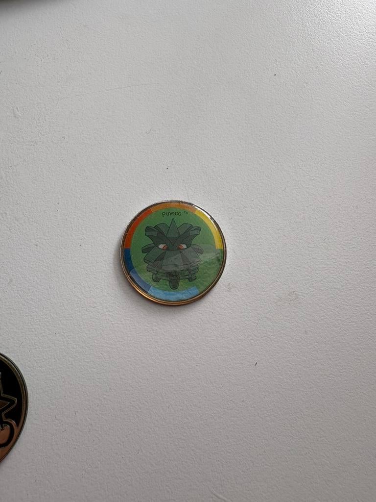 Pokemon munt 2001 pineco, Ophalen of Verzenden, Gebruikt, Overige typen