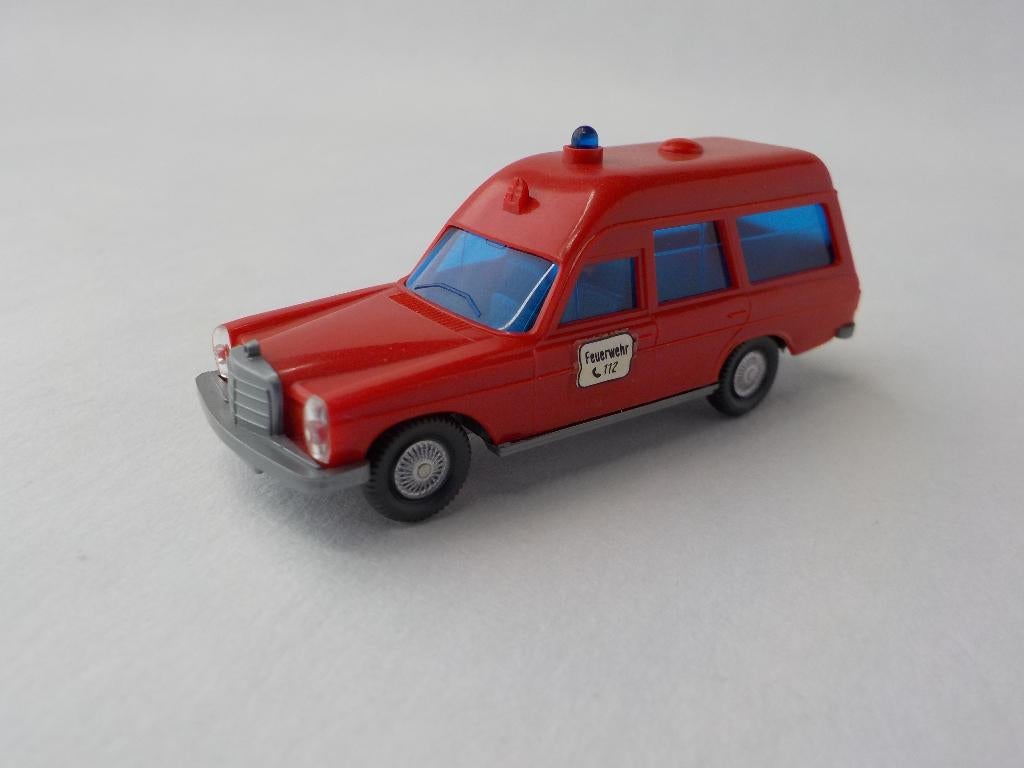 Wiking 12 607 Mercedes-Benz KTW Binz Feuerwehr Brandweer, Ophalen of Verzenden, Zo goed als nieuw, Overige typen, Wiking