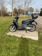 Aprilia sportcity cube 300cc piaggio, Ophalen of Verzenden, Zo goed als nieuw, Benzine, Overige modellen