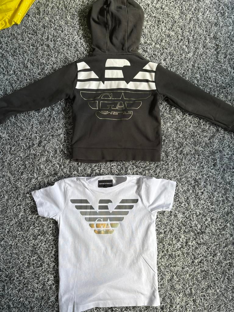 Armani shirt met bijpassend vest 4 jaar, Kinderen en Baby's, Kinderkleding | Maat 104, Ophalen of Verzenden, Zo goed als nieuw
