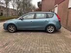Hyundai i30cw met kapotte koppakking., Auto's, Voorwielaandrijving, 1396 cc, Blauw, Handgeschakeld