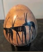 Stone Egg Handgesneden en beschilderd Afrikaanse krijger, Ophalen, Rechthoekig, 125 cm of meer