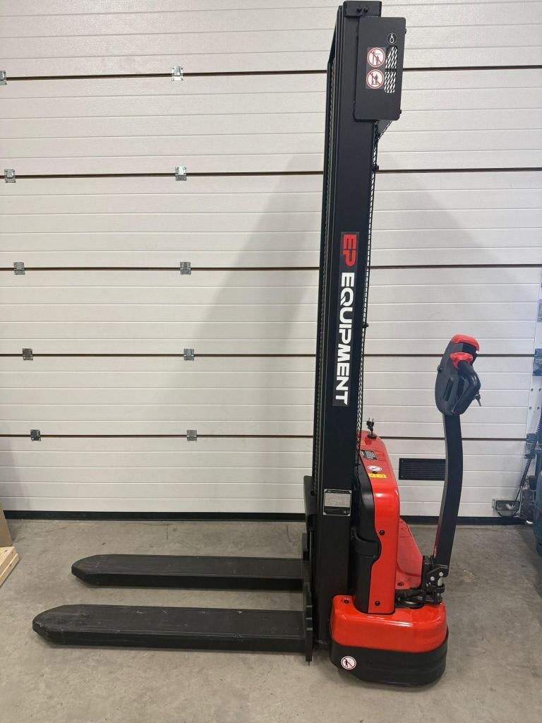 Stapelaar EP 124, Ophalen, Zo goed als nieuw