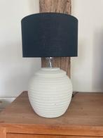 Stijlvolle tafellamp met zwarte kap en witte voet, 30 tot 60 watt, Kruikvaas, brocante, landelijk, Zara Home, Overige typen, Zo goed als nieuw