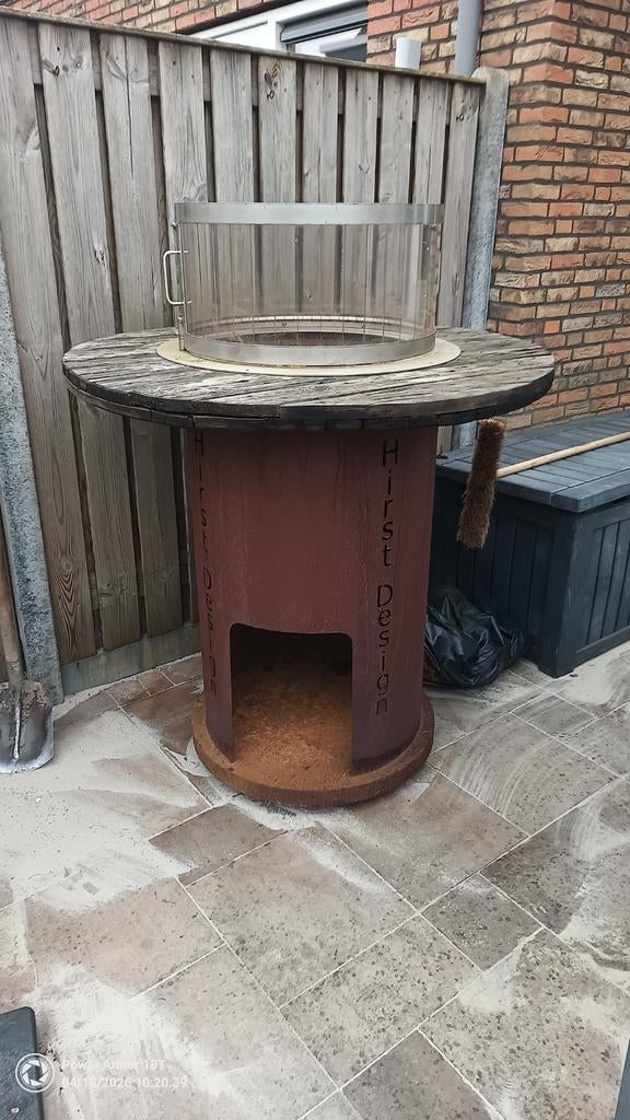 Hangtafel met vuurplaats, vuurhangtafel, vuurtafel, Ophalen, Gebruikt