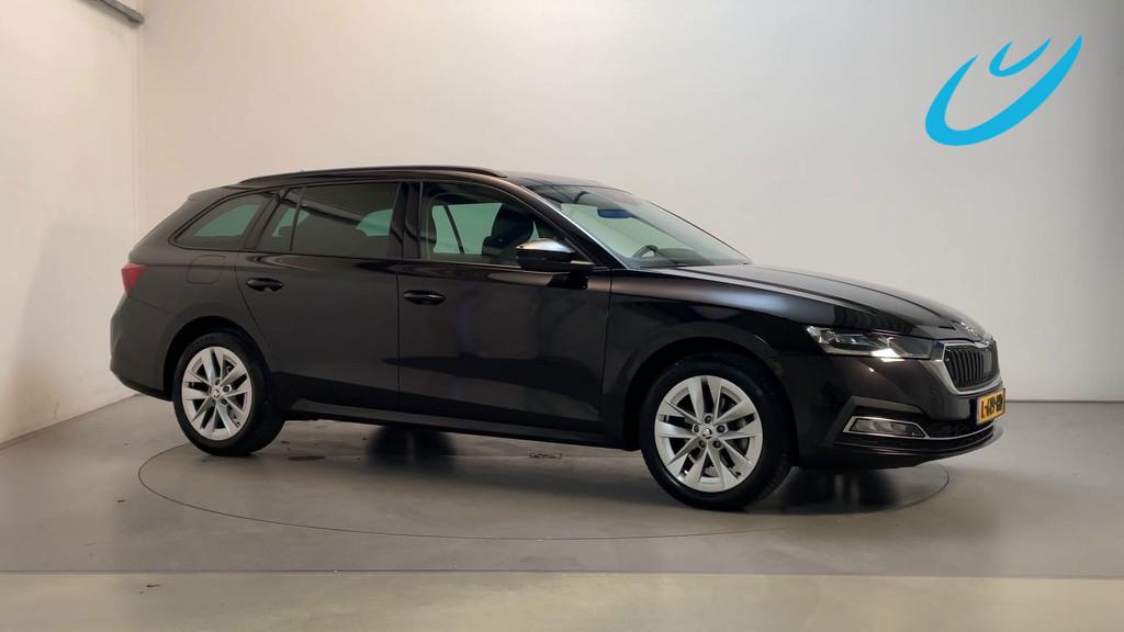 Skoda Octavia Combi 1.5 TSI 150pk First Edition LED Navigati, Auto's, Voorwielaandrijving, Stof, 4 cilinders, Zwart