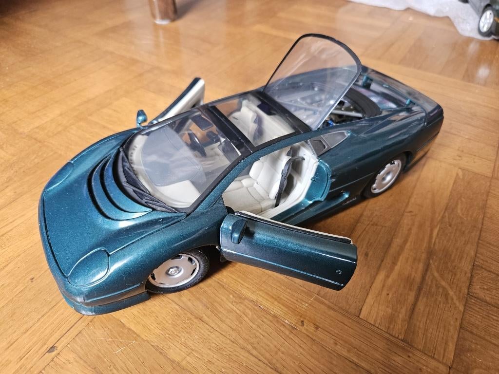 Jaguar 	XJ220, Ophalen of Verzenden, Zo goed als nieuw, Auto, Maisto
