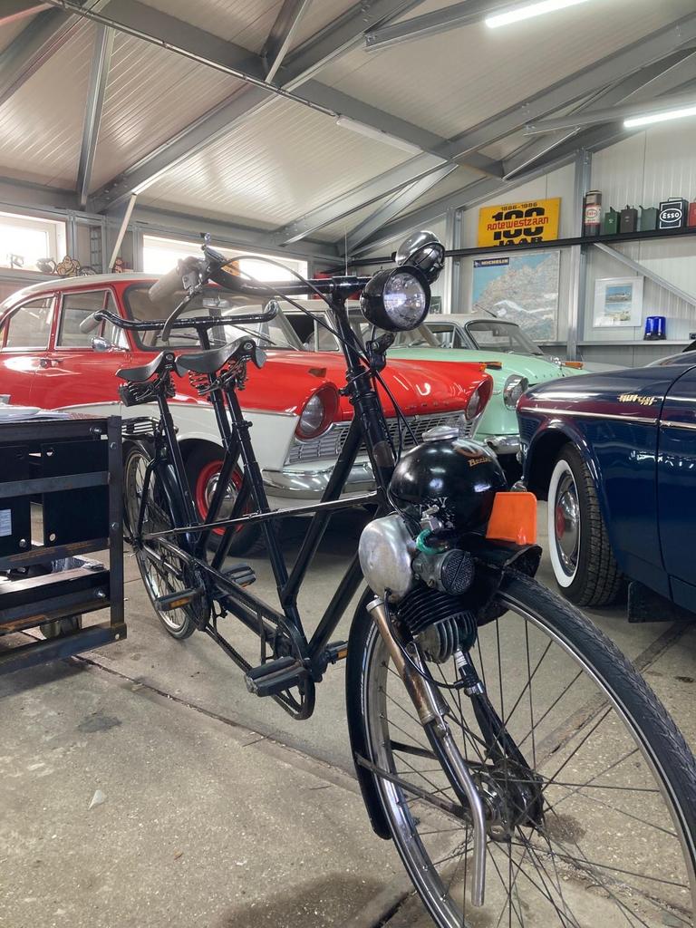 Tandem met hulpmotor, goed lopend, nieuwe banden, Ophalen, Gebruikt