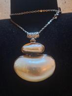HALSKETTING met SCHELPHANGER, Met hanger, Ophalen of Verzenden, Zo goed als nieuw, Steen of Mineraal