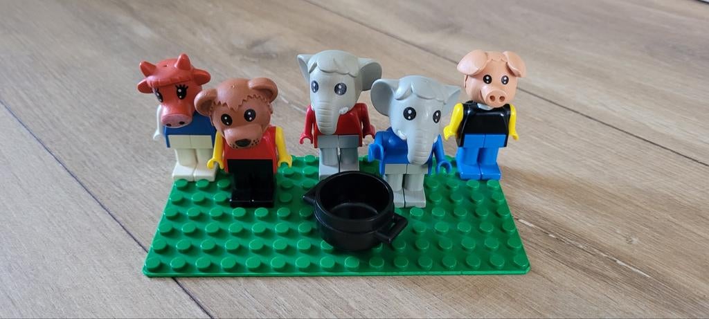 LEGO Dierenfiguren Set - Koe, Beer, Olifanten, Varken, Kinderen en Baby's, Speelgoed | Duplo en Lego, Gebruikt, Overige thema's